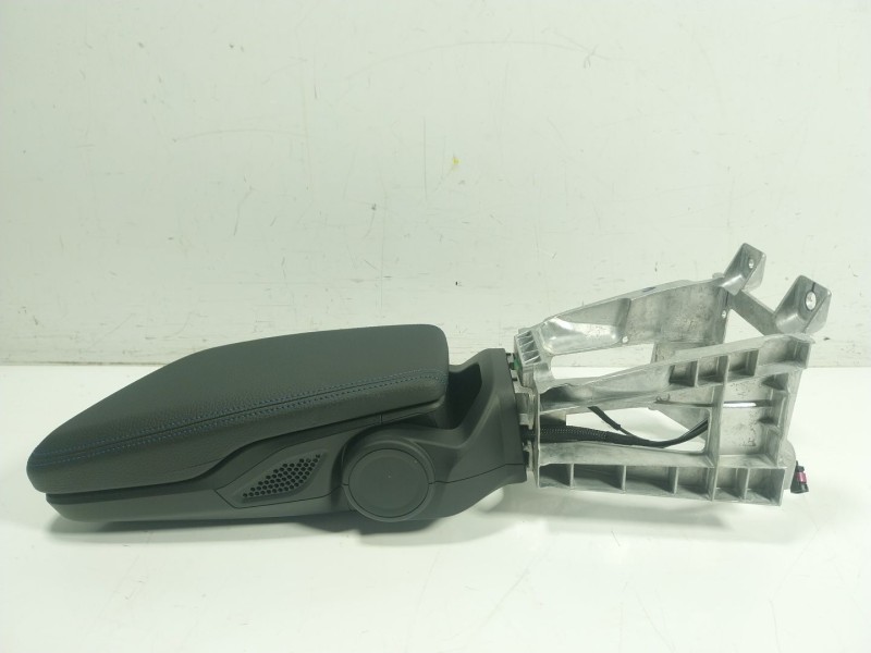 Recambio de apoyabrazos central para bmw x2 (f39) xdrive 20 i referencia OEM IAM 51165A54839  