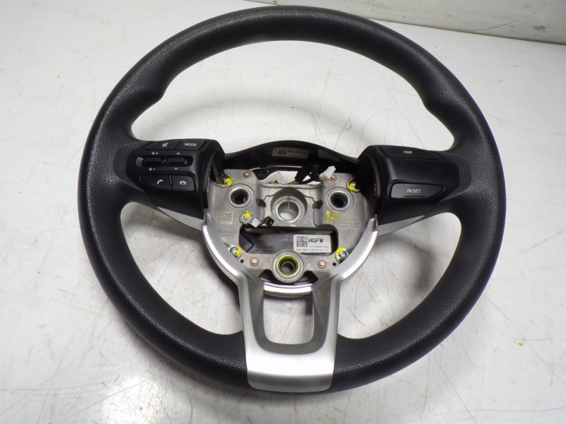 Recambio de volante para kia rio (yb) 1.2 cat referencia OEM IAM 56111H8000WK 56180H8000 