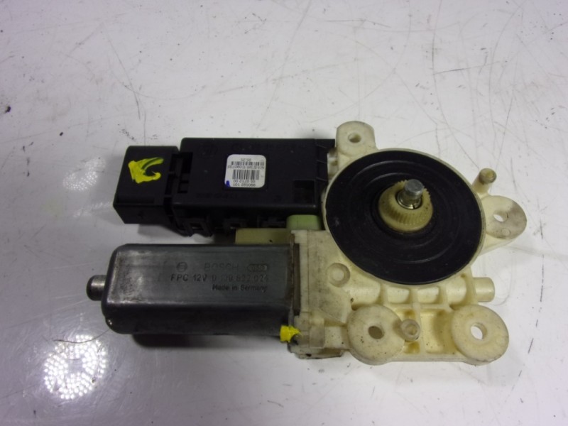 Recambio de motor elevalunas trasero izquierdo para mercedes-benz clase a (w168) 1.6 cat referencia OEM IAM   