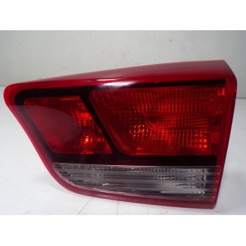 PILOTO TRASERO DERECHO INTERIOR 92404H8010 