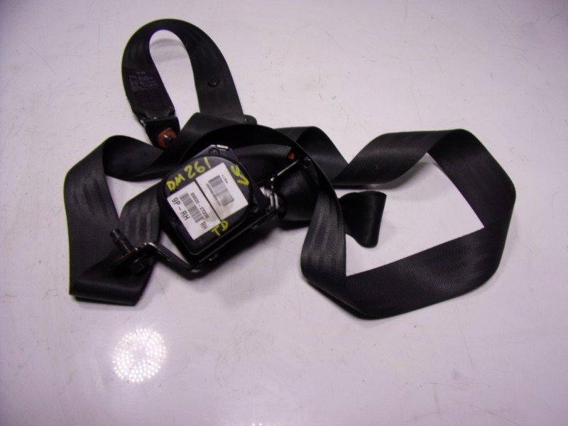 Recambio de cinturon seguridad trasero derecho para hyundai ix35 1.7 crdi cat referencia OEM IAM 898202Y2009P 898202Y200 