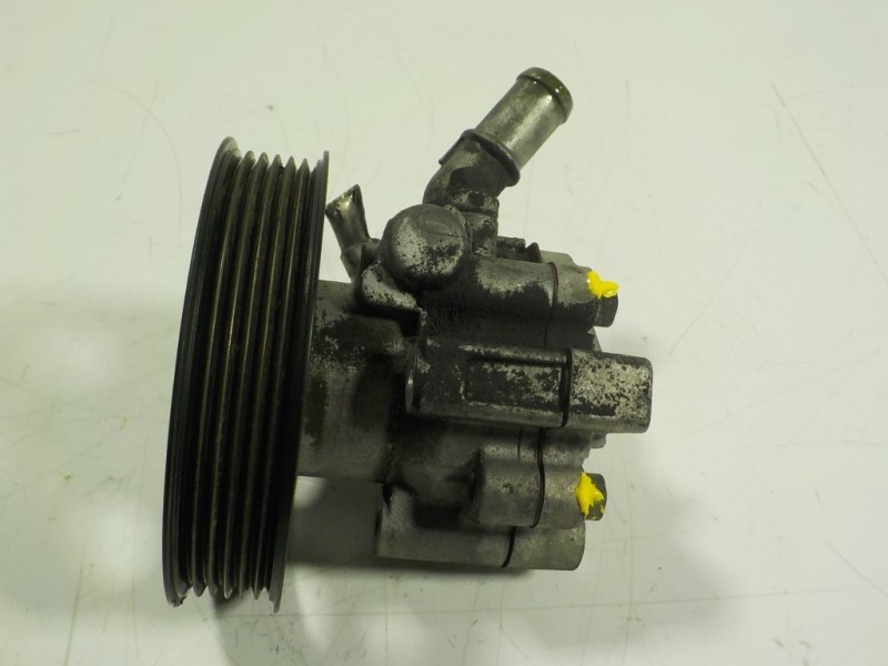 Recambio de bomba direccion para opel insignia berlina cosmo referencia OEM IAM  13309336 