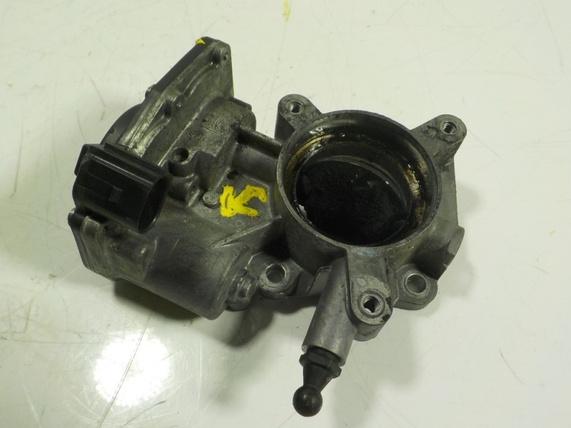 Recambio de caja mariposa para opel insignia berlina cosmo referencia OEM IAM  55564164 