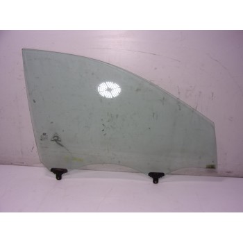 CRISTAL PUERTA DELANTERO DERECHO 824212S000 