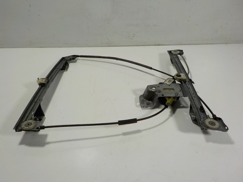 Recambio de elevalunas delantero izquierdo para renault kangoo 1.5 dci diesel fap referencia OEM IAM 807213441R 402087A 