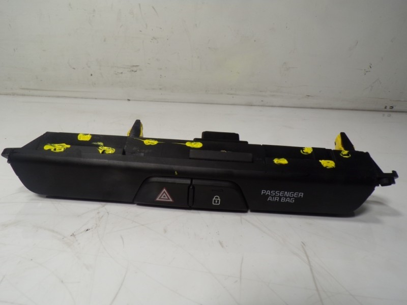 Recambio de warning para kia rio (yb) 1.0 tgdi cat referencia OEM IAM 93790H8011WK 4D63611000 