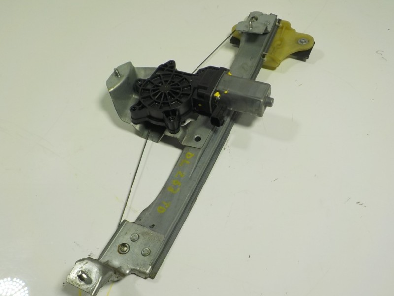 Recambio de elevalunas trasero derecho para renault captur 1.3 tce referencia OEM IAM 827009380R 827009380R 