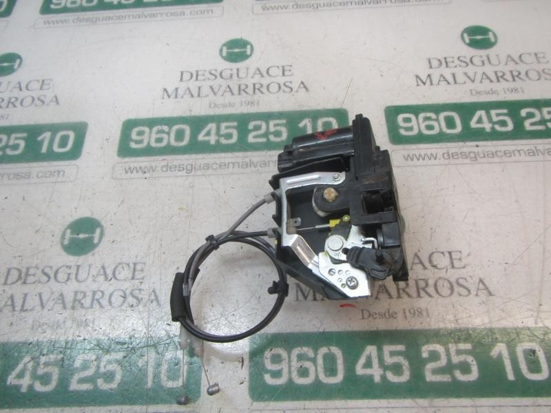 Recambio de cerradura puerta trasera derecha para hyundai i10 classic referencia OEM IAM 814200X020  