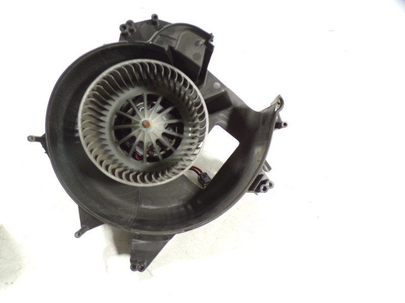 Recambio de motor calefaccion para bmw serie 5 lim. (f10) 2.0 turbodiesel referencia OEM IAM 64119242608  