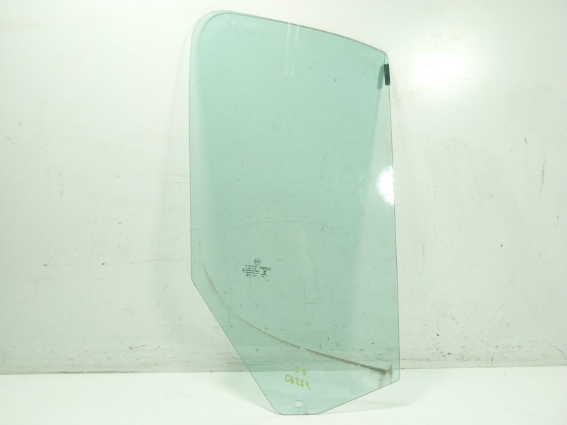 Recambio de cristal puerta delantero derecho para peugeot boxer furgoneta 2.0 bluehdi 130 referencia OEM IAM 9202N6  