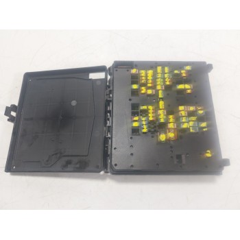 CAJA RELES / FUSIBLES 2536560 LX6T14D068EC 