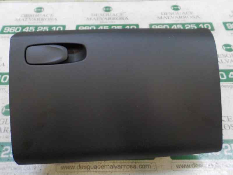 Recambio de guantera para volvo v40 2.0 diesel cat referencia OEM IAM 39840914  