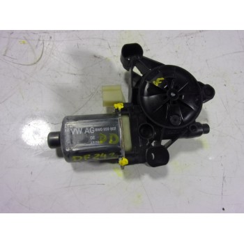 MOTOR ELEVALUNAS DELANTERO DERECHO 8W0959802 8W0959802 