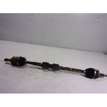 TRANSMISION DERECHA 495012Y900 