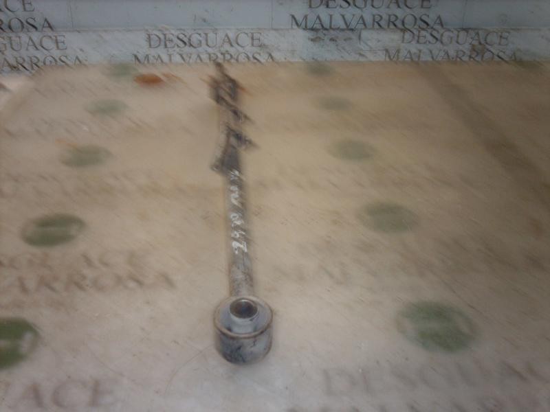 Recambio de brazo suspension inferior trasero izquierdo para kia shuma 1.5 ls berlina portón referencia OEM IAM   