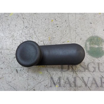 MANETA ELEVALUNAS TRASERA DERECHA 13288655 