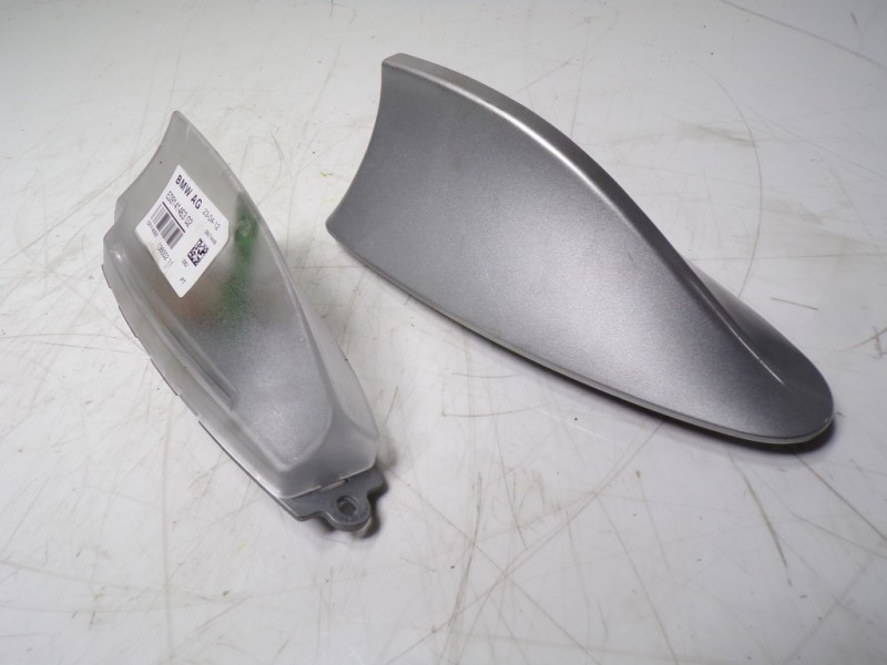 Recambio de antena para bmw serie 5 lim. (f10) 530d xdrive referencia OEM IAM 65209184814 ED914146302 65209141463