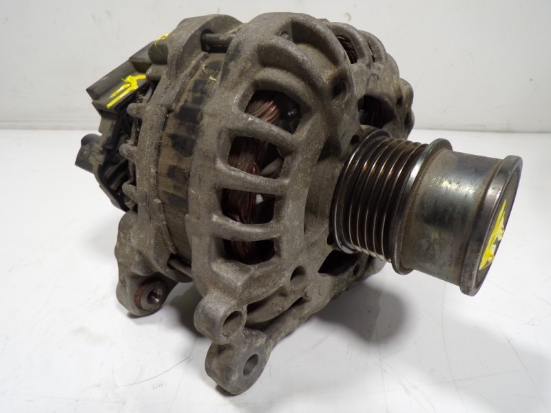 Recambio de alternador para seat leon (5f1) 1.4 tgi (bivalent. gasolina / cng) referencia OEM IAM 04E903015  04E903021M