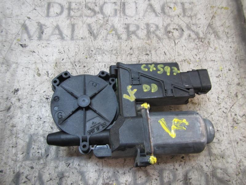 Recambio de motor elevalunas delantero derecho para opel meriva cosmo referencia OEM IAM   