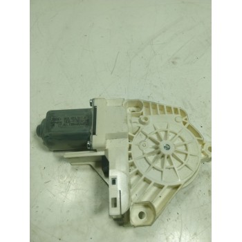 MOTOR ELEVALUNAS TRASERO DERECHO 8K0959811A 8K0959811A 