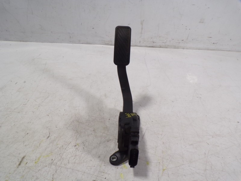 Recambio de potenciometro pedal para ford fiesta (ccn) 1.5 tdci cat referencia OEM IAM 2120072 8V219F836AB 