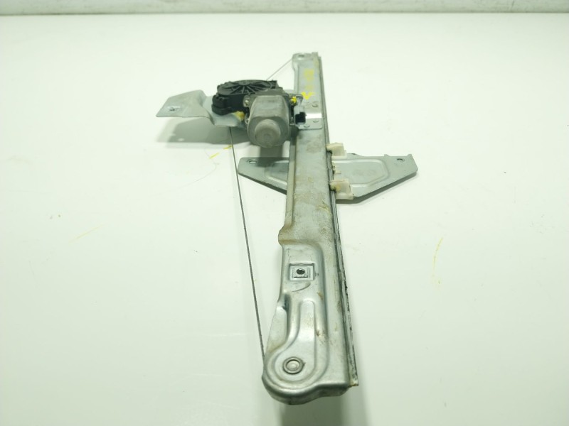 Recambio de elevalunas delantero derecho para peugeot partner tepee 1.2 thp referencia OEM IAM 9222EQ 9680557880 