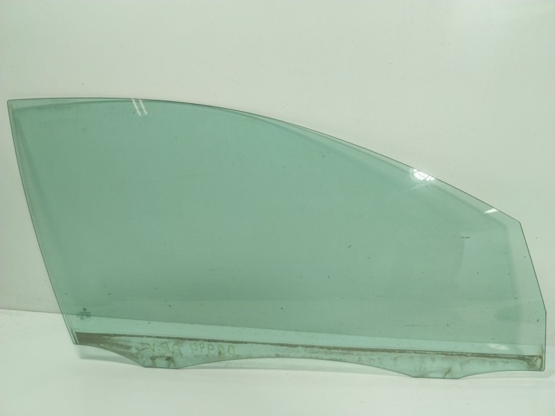 Recambio de cristal puerta delantero derecho para volkswagen golf vi (5k1) 1.6 tdi referencia OEM IAM 5K4845202B  