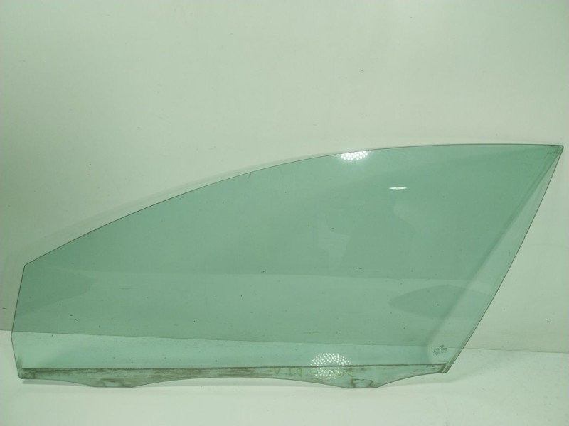 Recambio de cristal puerta delantero izquierdo para volkswagen golf vi (5k1) 1.6 tdi referencia OEM IAM 5K4845201B  