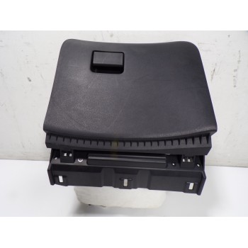 GUANTERA 68510BV90B 685201KP3B