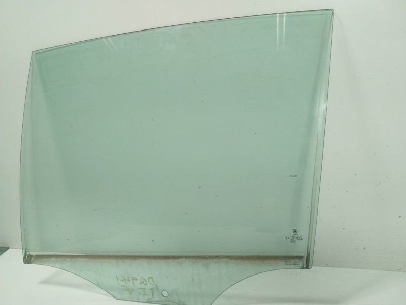 Recambio de cristal puerta trasero izquierdo para volkswagen golf vi (5k1) 1.6 tdi referencia OEM IAM 5K6845025C  