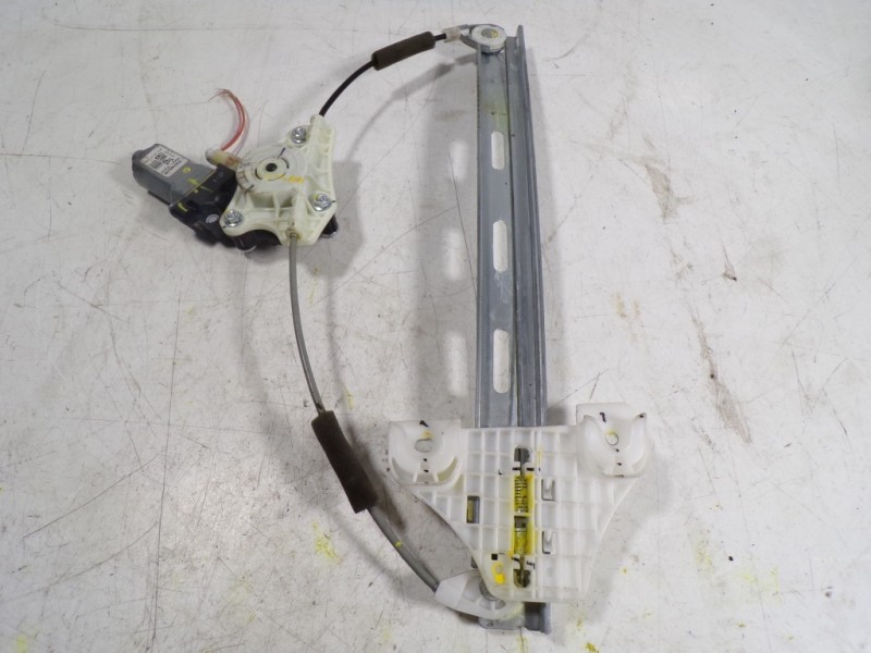 Recambio de elevalunas trasero izquierdo para hyundai i20 1.2 cat referencia OEM IAM 82450C7000 82450C7000 