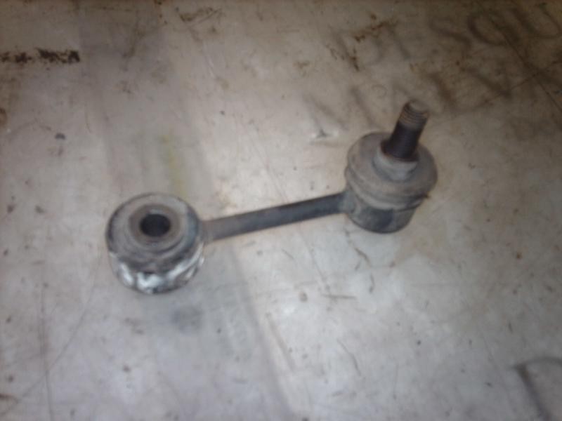 Recambio de tirante delantero derecho para kia shuma 1.5 ls berlina portón referencia OEM IAM   