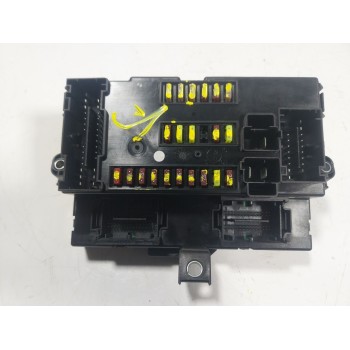 CAJA RELES / FUSIBLES 1671206580 1398635080 