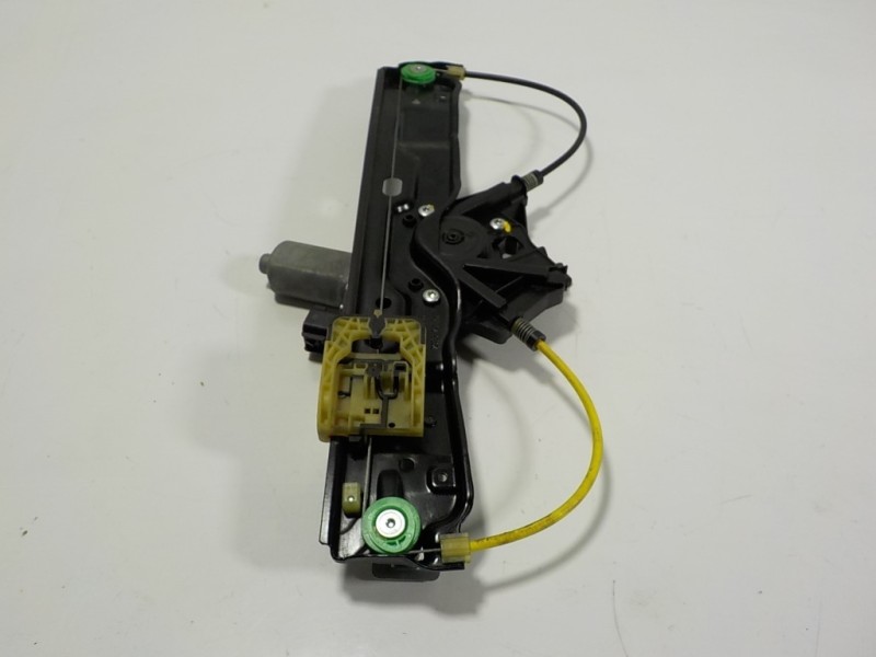 Recambio de elevalunas trasero derecho para land rover evoque 2.2 td4 cat referencia OEM IAM LR046660 BJ3227000 