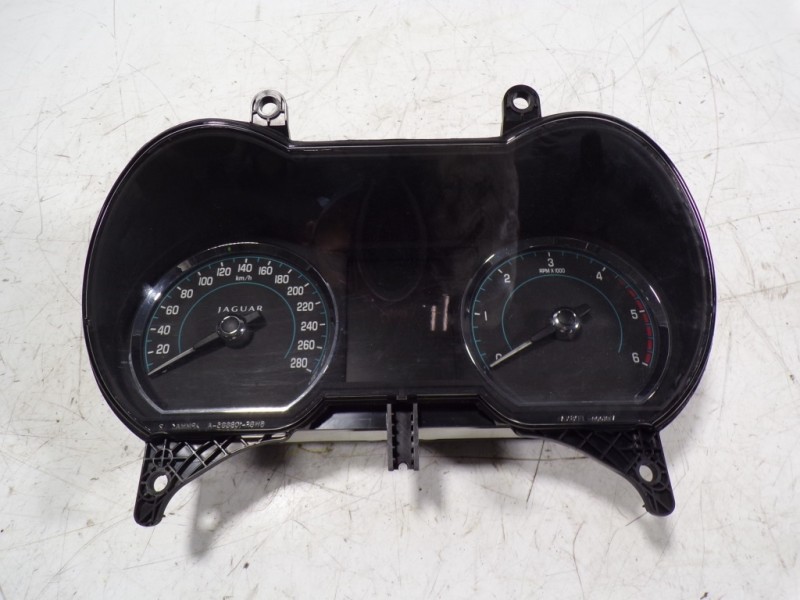 Recambio de cuadro instrumentos para jaguar xf 2.2 diesel cat referencia OEM IAM C2Z22197 BW8310849KF 