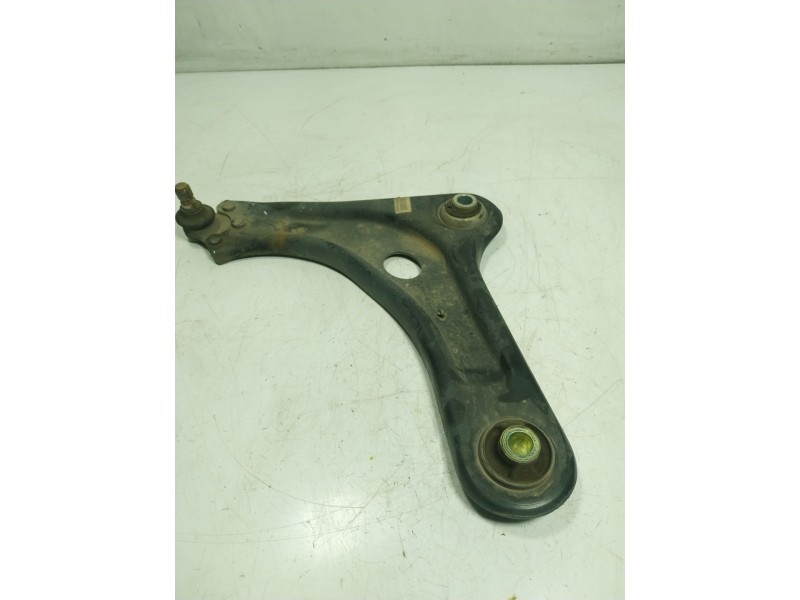 Recambio de brazo suspension superior delantero izquierdo para peugeot 2008 (--.2013) referencia OEM IAM 9813612780  