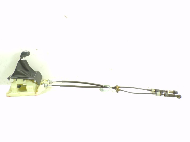 Recambio de palanca cambio para hyundai i20 1.2 cat referencia OEM IAM 43700C83104X  