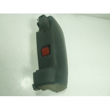 PUNTERA PARAGOLPES TRASERA DERECHA 1637185280 