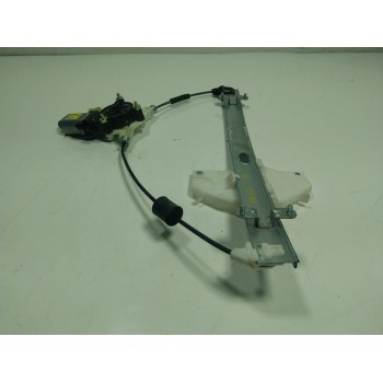 ELEVALUNAS DELANTERO DERECHO 82402G6010 