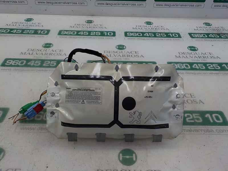 Recambio de airbag delantero derecho para peugeot 207 1.4 referencia OEM IAM 8216LL  