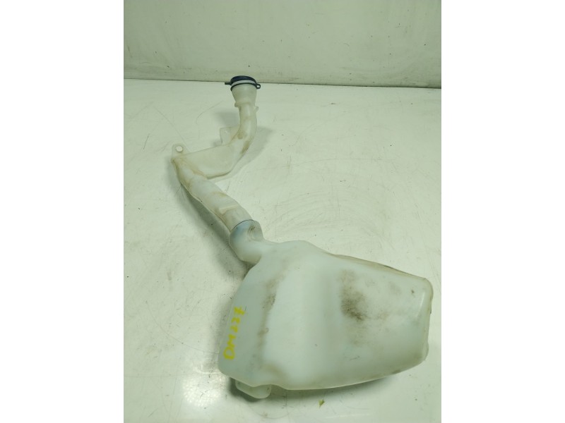 Recambio de deposito limpia para peugeot 2008 (--.2013) referencia OEM IAM 6431N6  