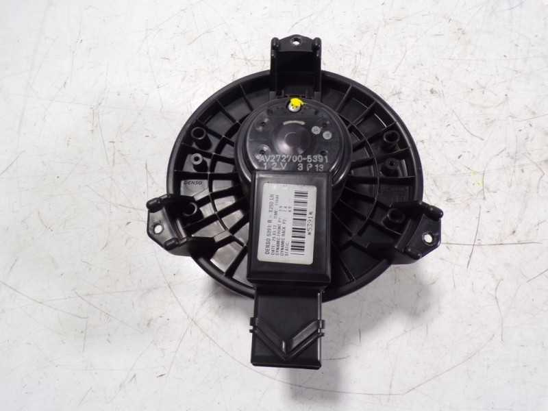 Recambio de motor calefaccion para jaguar xf 2.2 diesel cat referencia OEM IAM C2Z6519 AV2727005391 AV2727005391