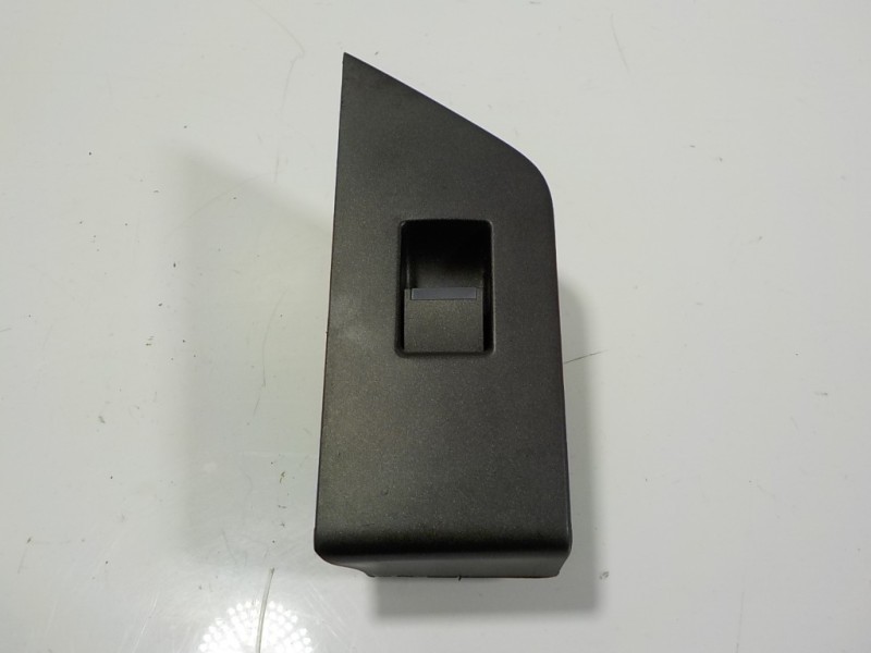 Recambio de mando elevalunas trasero derecho para land rover evoque 2.2 td4 cat referencia OEM IAM LR025907 BJ321417AB BJ321417A