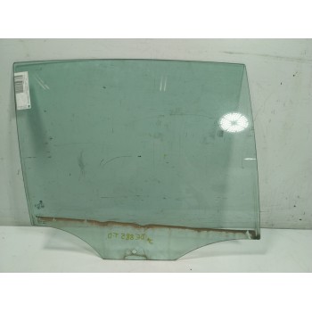 CRISTAL PUERTA TRASERO DERECHO 5K6845026C 