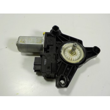 MOTOR ELEVALUNAS TRASERO IZQUIERDO A2469063100 968740100 SD883304