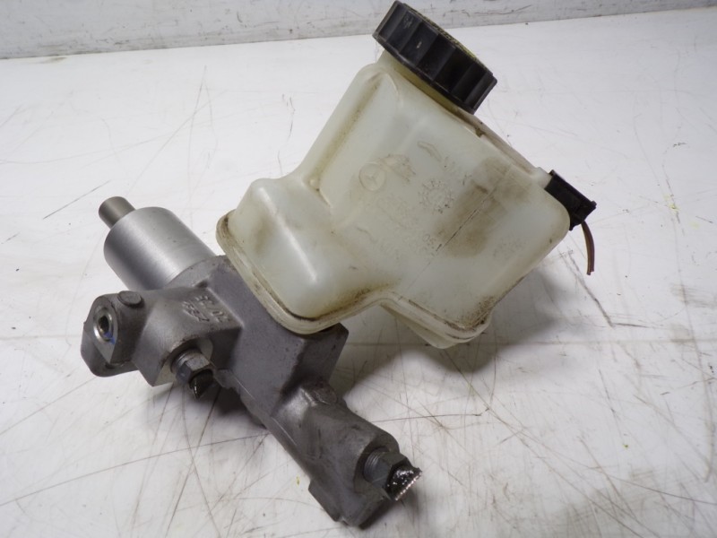Recambio de bomba freno para mercedes-benz clase clk (w207) cabrio 1.8 cgi cat referencia OEM IAM A0064301501 A2044300002 
