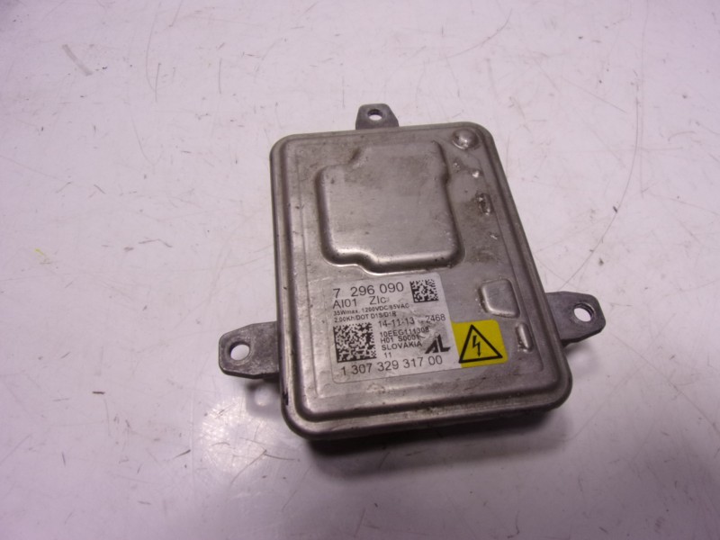 Recambio de centralita faros xenon para bmw serie 3 lim. (f30) 2.0 16v diesel referencia OEM IAM 63117317408 130732931700 