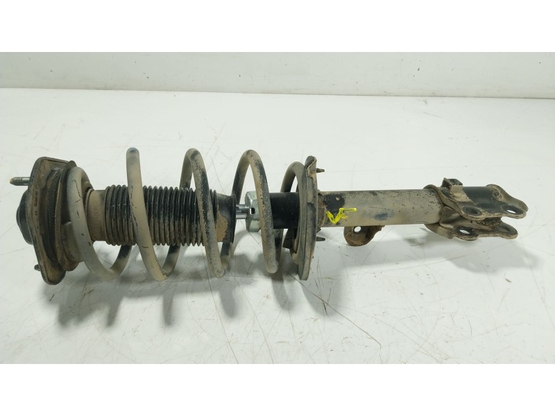 Recambio de amortiguador delantero derecho para ssangyong korando (ck) 2.2 xdi referencia OEM IAM   