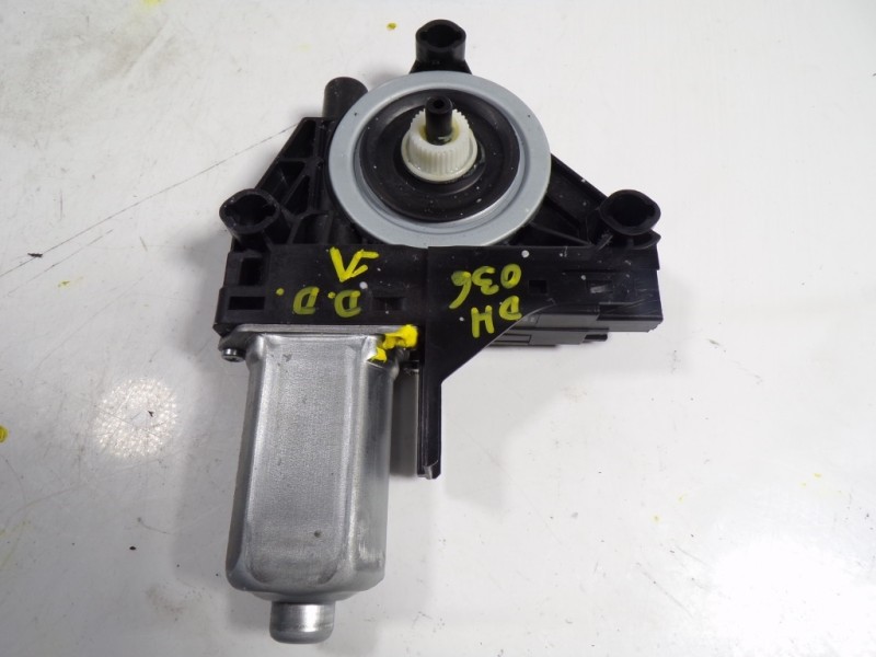 Recambio de motor elevalunas delantero derecho para volvo v40 kinetic referencia OEM IAM 31253062 966269103 966269103