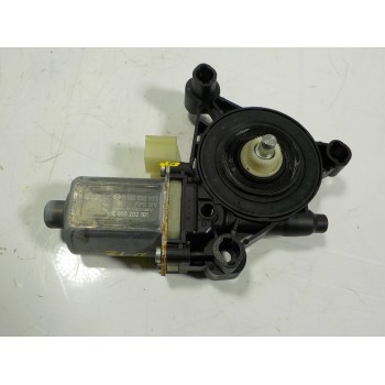 MOTOR ELEVALUNAS DELANTERO IZQUIERDO 5Q0959801C 5Q0959801C 